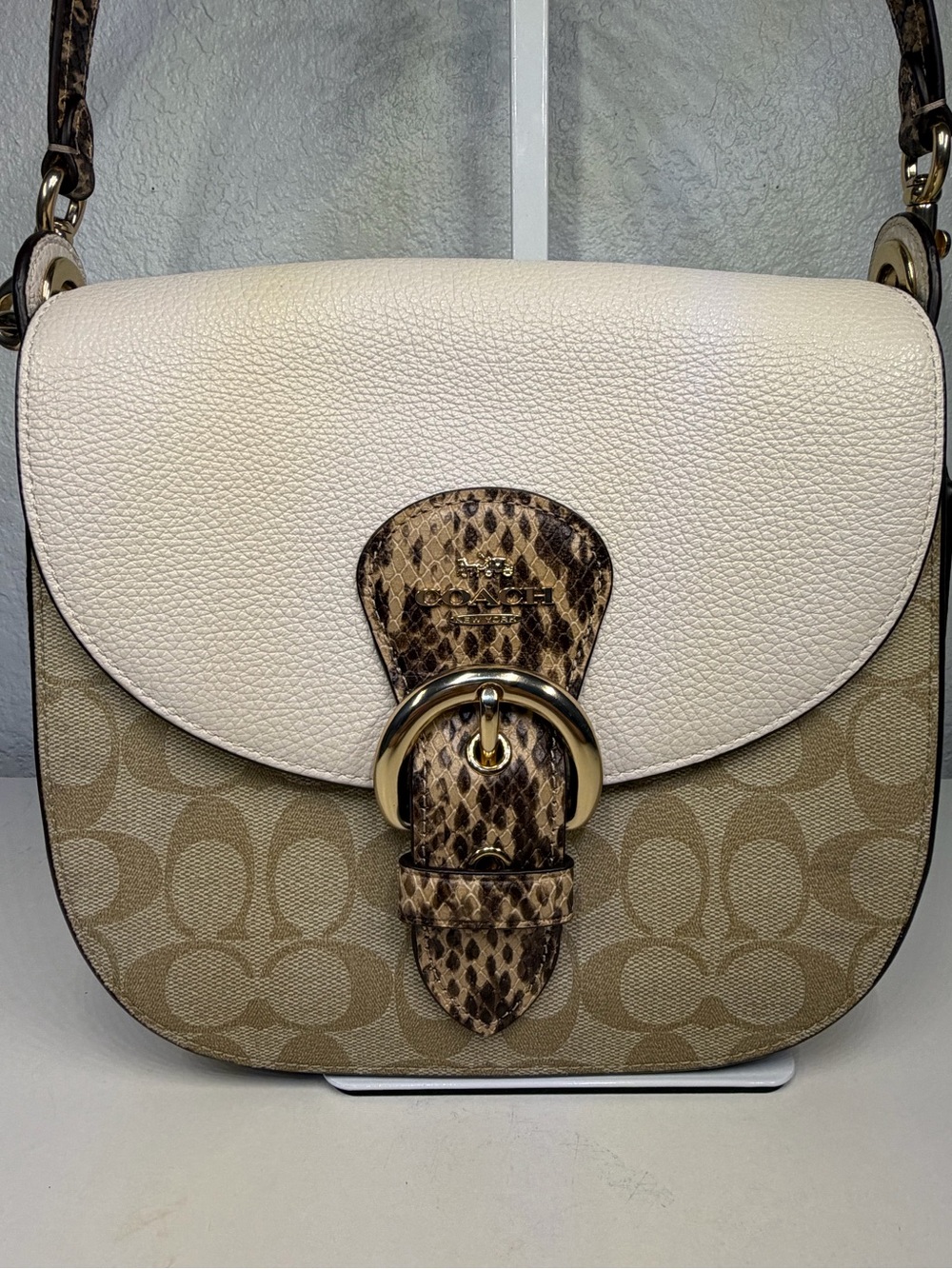 Coach Kleo Shoulder/ Crossbody Bag 23 in Blocked Signature Canvas - Picture 3 of 14